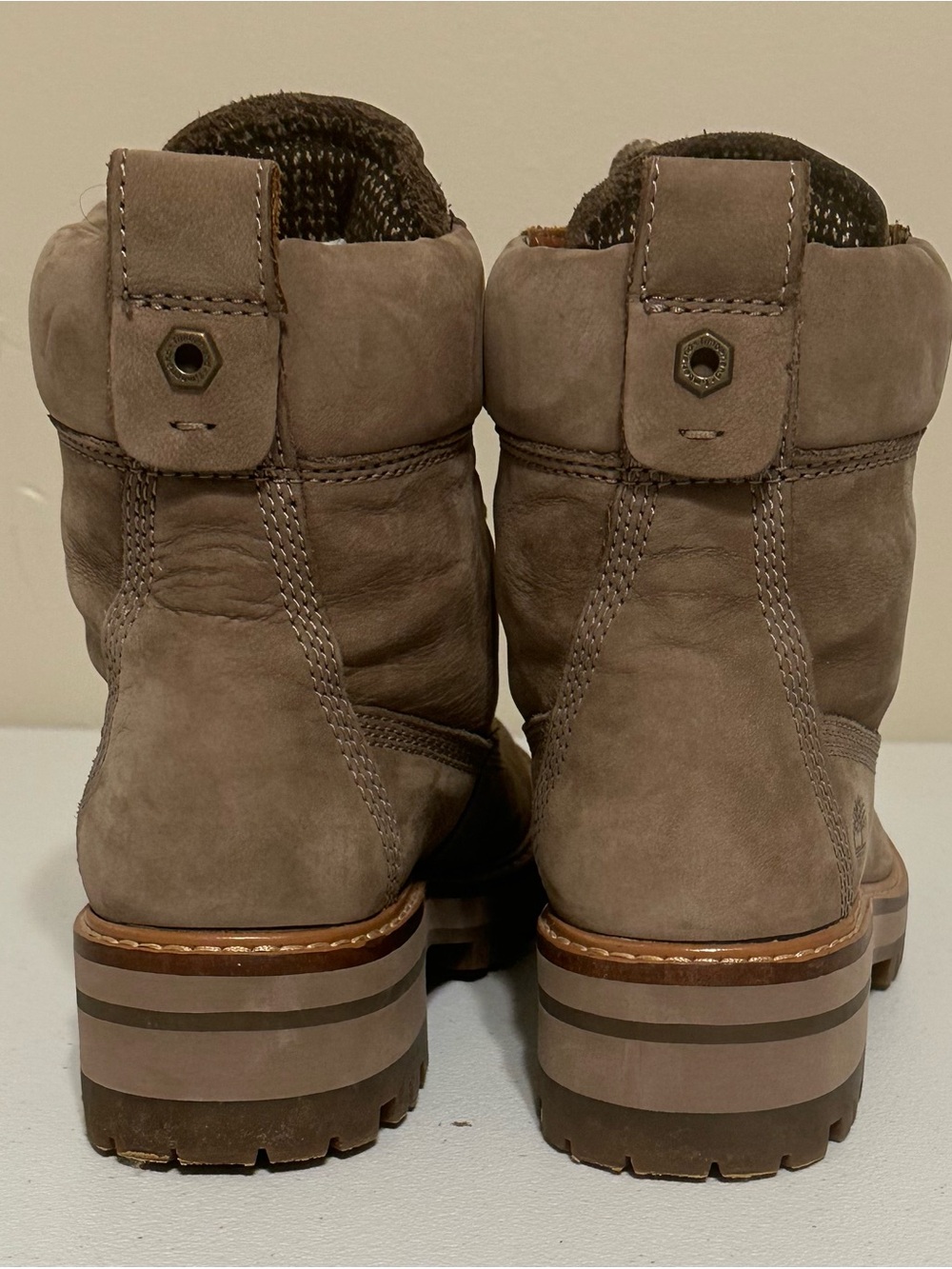 Timberland Courmayeur Valley 6-Inch Leather Boots 6  Taupe Women’s - Picture 5 of 8